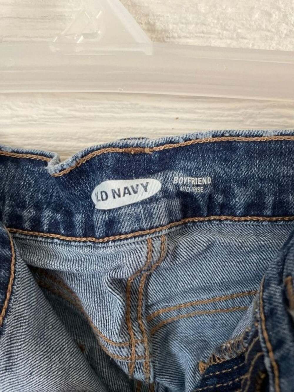 Jeans - Picture 2 of 4